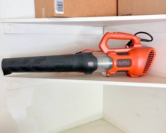 Black & Decker Blower