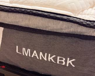 Near New LMANKBK Mattress