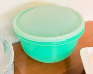 Tupperware Bowl