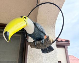 Resin Toucan