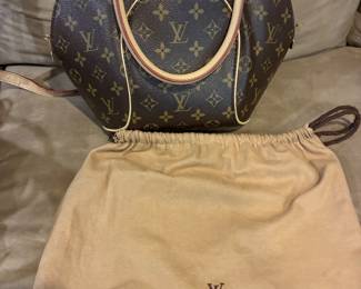  Louis Vuitton  Ellipse PM-incredible look alike