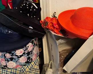 More Hats and Hat boxes too!