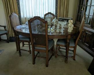 Dining Set w/ Leaf and Hutch