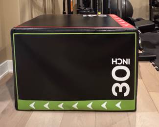Plyometric Jump Box.