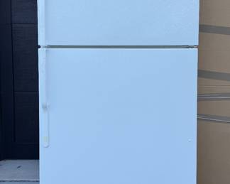 GE 23.6 Cubic Foot No Frost Refrigerator Freezer Model TBX24JA. Photo 1 of 4. 