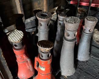 Cast iron mechanic's jack stands, group of eight