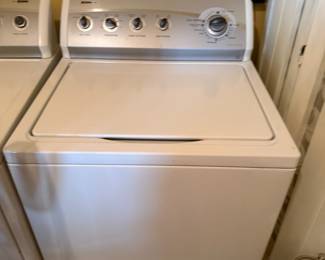 Top load washing machine with dial controls in white