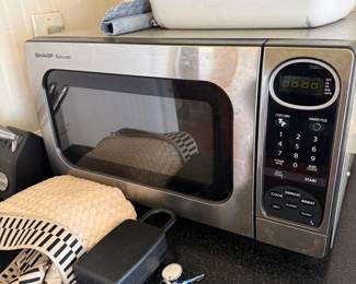 Sharp Carousel stainless countertop microwave oven