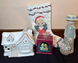 Precious Moments  Sugar Town House  Stocking  Ornament  Friends Never Drift Apart  Kinka Statue