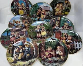 M.I.Hummel Limited Edition Little Companion Plates 10 Plates