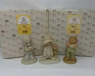Precious Moments Porcelain Figurings  Enesco Figurine 1996 ,
