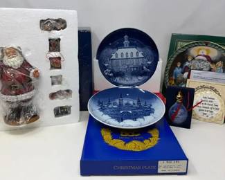 Bing  Grondahl Christmas Plates, Vintage Josephs Santa W Accessories