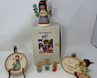 Goebel Goodies  Hummel Authorized Dealer Figure  Mini Angels  The Children Of De Grazia