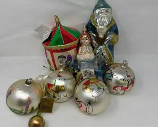 Vintage Carlin Collection Round Glass Tree Ornaments And Carousel Ornament ,father Christmas Orname