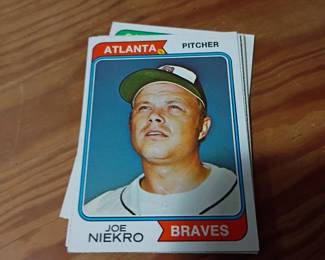 1975 Joe Niekro