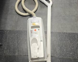 Electrolux canister vacuum