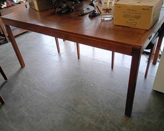 MCM Danish Drop Leafr Dining Room table and 4 chairs