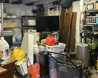 Lots of Tools and Gardening Tools