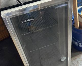 Beverage cooler
