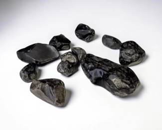 11 Rough Obsidian Stones * Used By Mimbres Indians For Arrowheads * * From Brushy Mountain, Grant County, New Mexico * Combined weight is .5 *