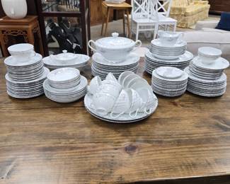 Gold Standard China Set