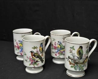 Royal Crown Bird Mug Set