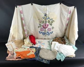 Table Linens and Napkins
