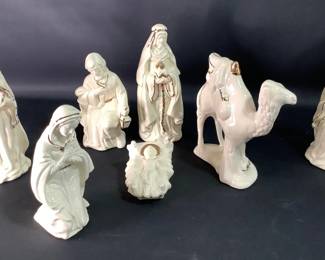 Ceramic/Porcelain Nativity Set