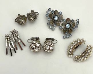 Vintage Rhinestone Clip Earrings