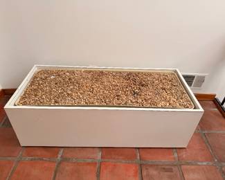 Indoor planter