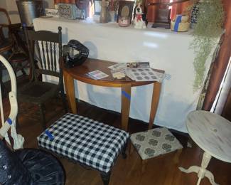 Sofa table, benches & chair