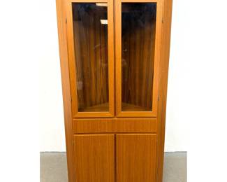 Lot 912 Skovby Mobelfabrik Danish Modern Teak Lighted Corner China Cabinet. Made in Denmark.