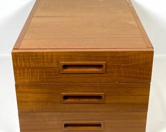 Lot 1135 Danish Modern Teak 3 Drawer Small Cabinet Chest. Desk Top Cabinet. Supplies Storage.