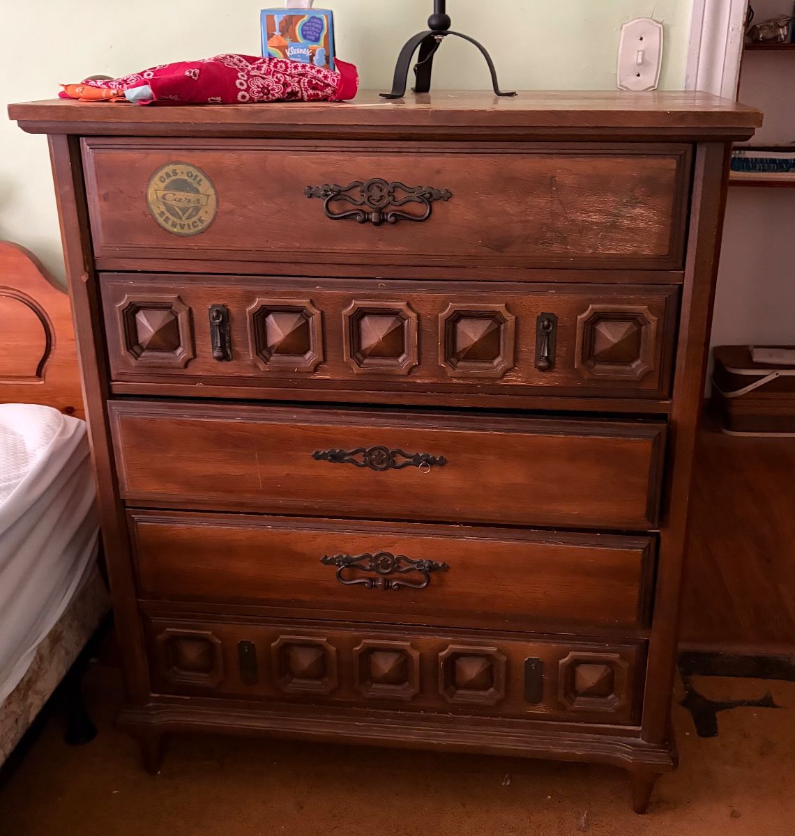 Dresser