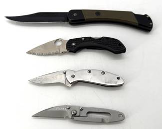 Assortment of sport pocket knives