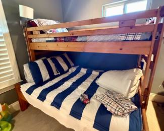 Bunk bed