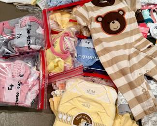 Baby clothes 