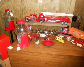 Cast Iron horse drawn wagon, Gumball Machines
