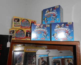 New Animaniacs- never opened & Baseball Cards