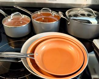 Skillets & pots