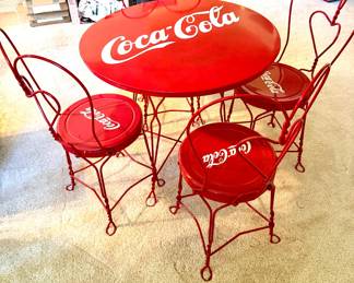 Coke table & chair set
