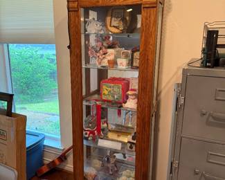 Display case
