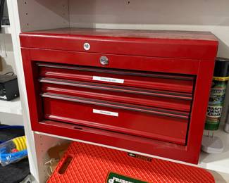 F47 - $40. 3 drawer tool box with lift lid - no key. 
