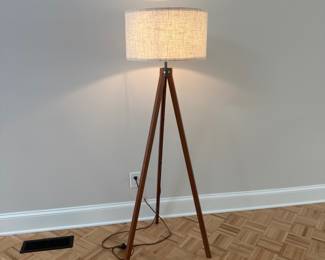 F4 - $50. Lepower Tec Tripod Floor Lamp. Wooden floor lamp - shade is in excellent condition. Measures 5' tall. 