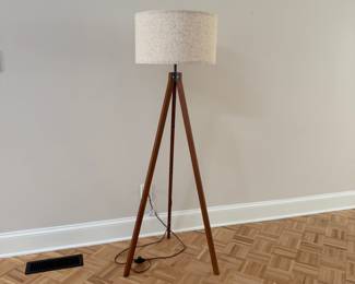 F4 - $50. Lepower Tec Tripod Floor Lamp. Wooden floor lamp - shade is in excellent condition. Measures 5' tall. 