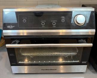 F64 - $75. Hamilton Beach Air Fryer Oven. Model #31220. Very good condition - has been used and needs a little wipe down. 
