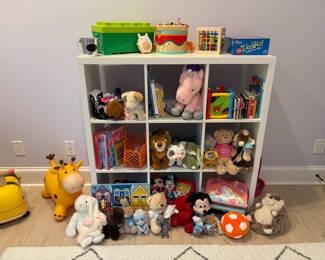 Overviews! Please come to the sale to shop these items! We can NOT hold items out of overview photos. 