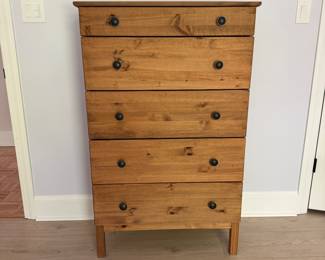 F29 - $75. IKEA 5 drawer dresser. Measures 31" x 15.25" x 49.5" tall. All 5 drawers slide easily. Excellent Condition!
