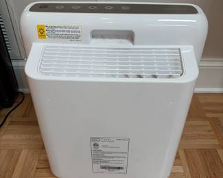 F64 - $85 EACH. Coway Air Purifiers.1 Black. Model AP-1512HH(W)