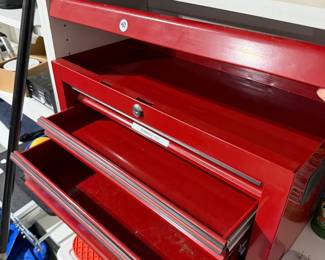 F47 - $40. 3 drawer tool box with lift lid - no key. 